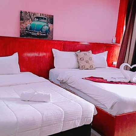 New Pind Balluchi Inn Патая Екстериор снимка