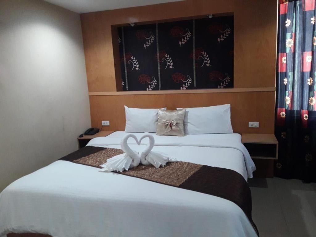 New Pind Balluchi Inn Патая Екстериор снимка