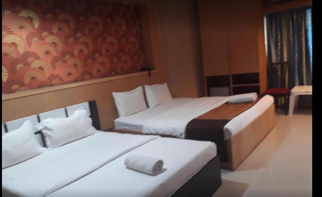 New Pind Balluchi Inn Патая Екстериор снимка